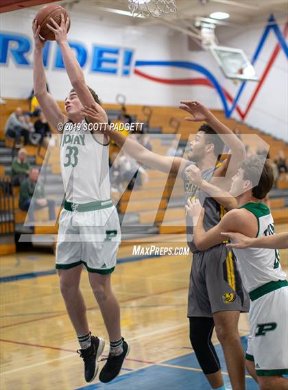 Thumbnail 2 in Temecula Valley vs. Poway photogallery.