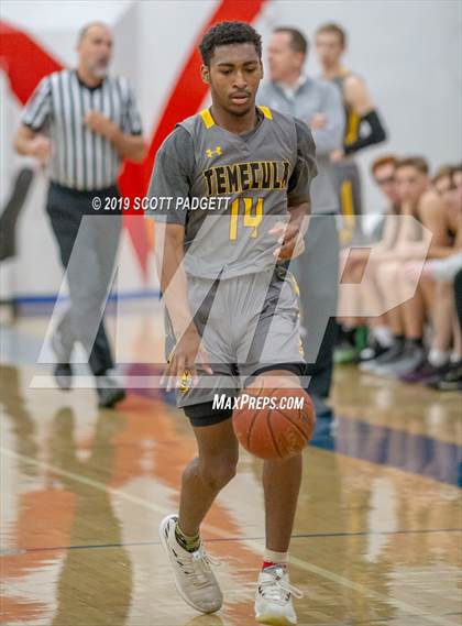 Thumbnail 3 in Temecula Valley vs. Poway photogallery.