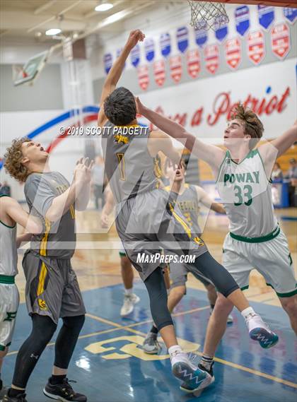 Thumbnail 3 in Temecula Valley vs. Poway photogallery.