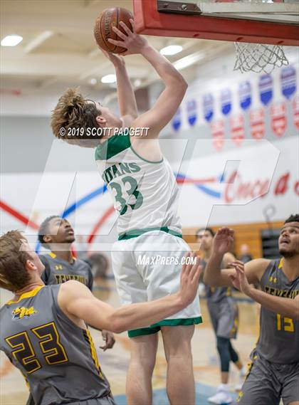 Thumbnail 2 in Temecula Valley vs. Poway photogallery.