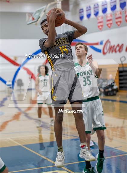 Thumbnail 3 in Temecula Valley vs. Poway photogallery.