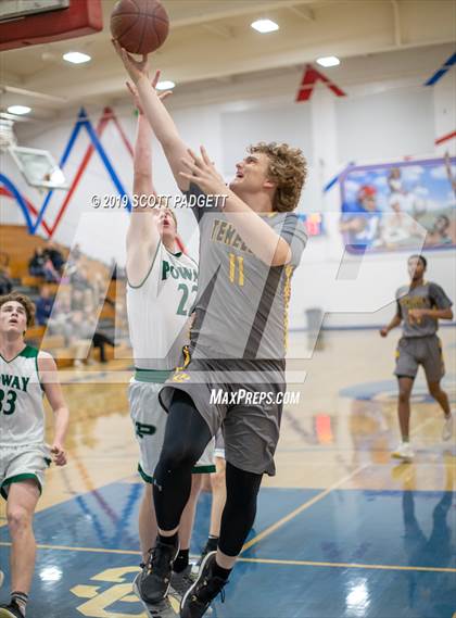 Thumbnail 2 in Temecula Valley vs. Poway photogallery.