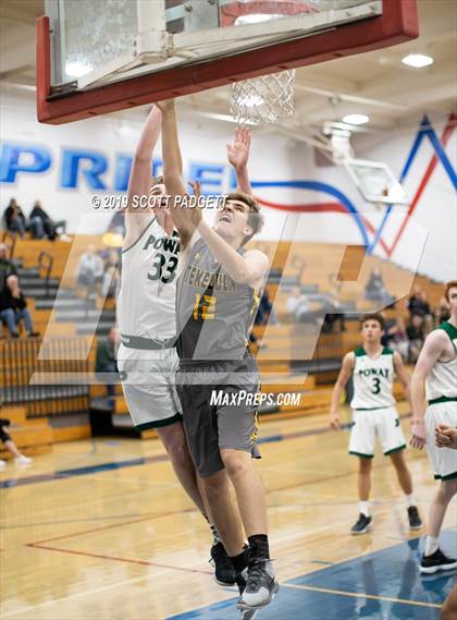 Thumbnail 2 in Temecula Valley vs. Poway photogallery.