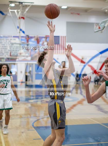 Thumbnail 2 in Temecula Valley vs. Poway photogallery.