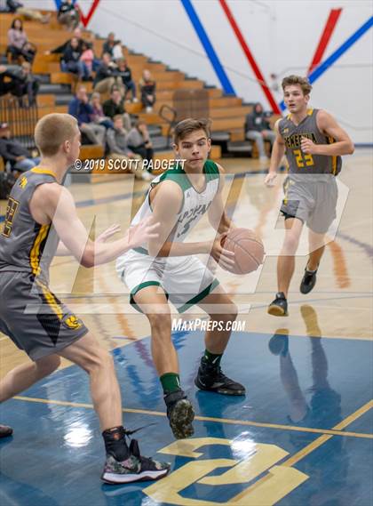 Thumbnail 1 in Temecula Valley vs. Poway photogallery.