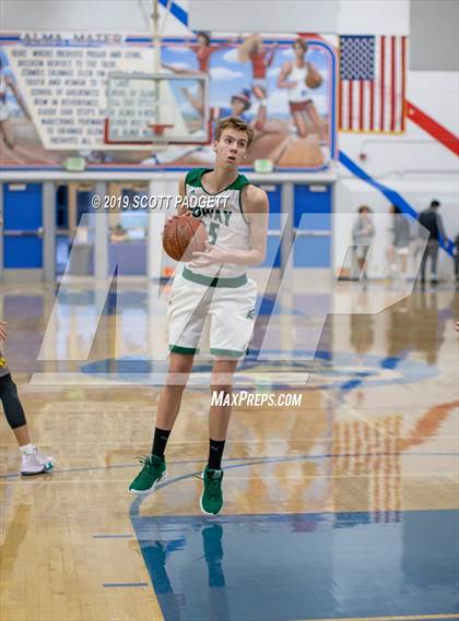 Thumbnail 2 in Temecula Valley vs. Poway photogallery.