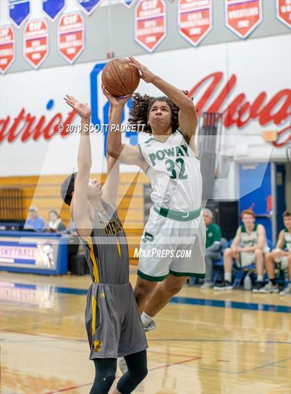 Thumbnail 3 in Temecula Valley vs. Poway photogallery.