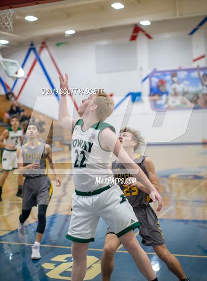 Thumbnail 2 in Temecula Valley vs. Poway photogallery.