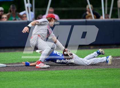 Thumbnail 1 in Carthage vs. Spring Hill (UIL Baseball 4A D2 Region Final Game 2) photogallery.