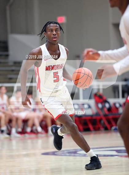 Thumbnail 2 in Pearland vs Spring Branch Memorial (McDonald's Texas Invitational) photogallery.