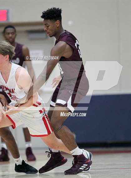 Thumbnail 2 in Pearland vs Spring Branch Memorial (McDonald's Texas Invitational) photogallery.