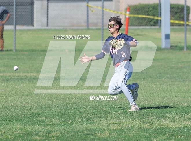 null - Photo 01