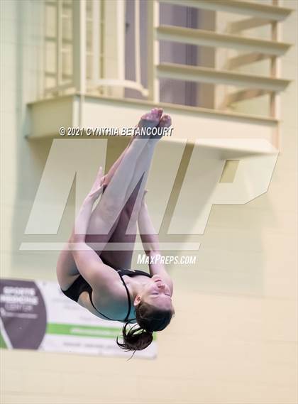 Thumbnail 1 in CHSAA 5A Dive Finals photogallery.
