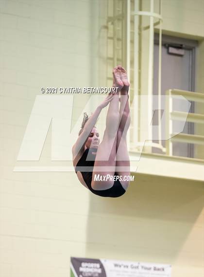 Thumbnail 2 in CHSAA 5A Dive Finals photogallery.