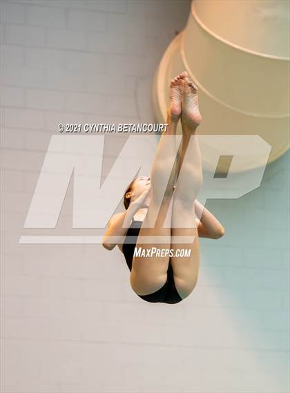 Thumbnail 2 in CHSAA 5A Dive Finals photogallery.