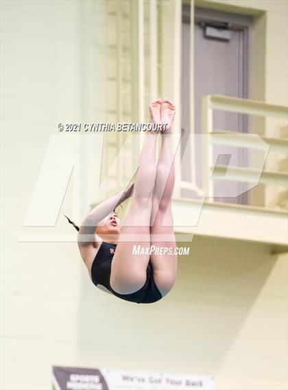 Thumbnail 1 in CHSAA 5A Dive Finals photogallery.