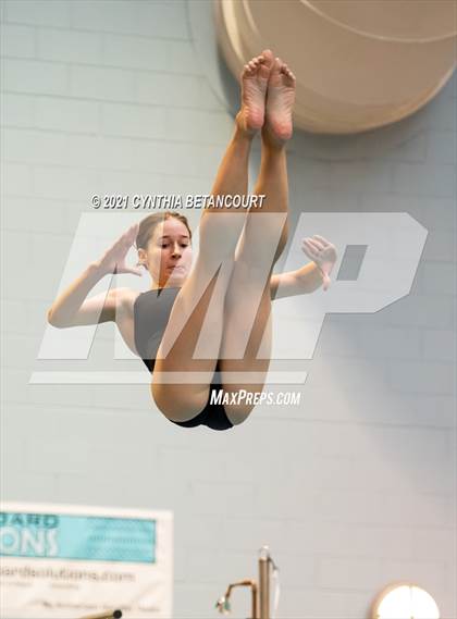 Thumbnail 1 in CHSAA 5A Dive Finals photogallery.