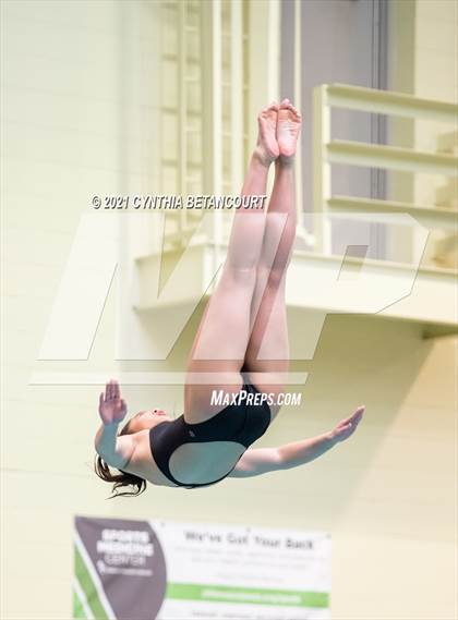 Thumbnail 2 in CHSAA 5A Dive Finals photogallery.