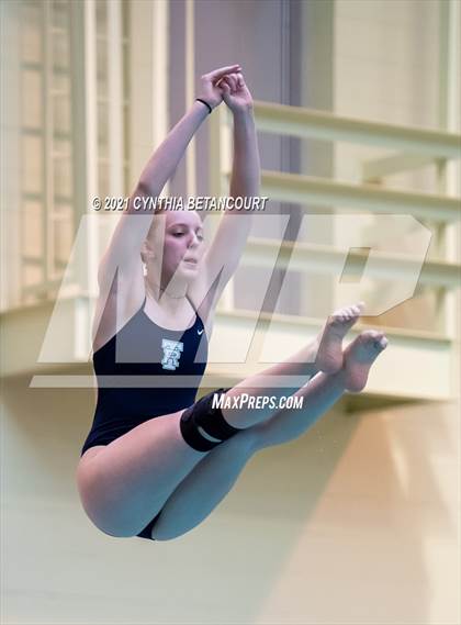 Thumbnail 3 in CHSAA 5A Dive Finals photogallery.
