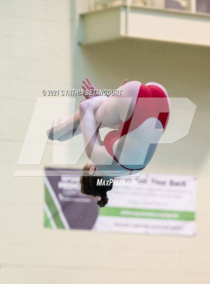 Thumbnail 1 in CHSAA 5A Dive Finals photogallery.