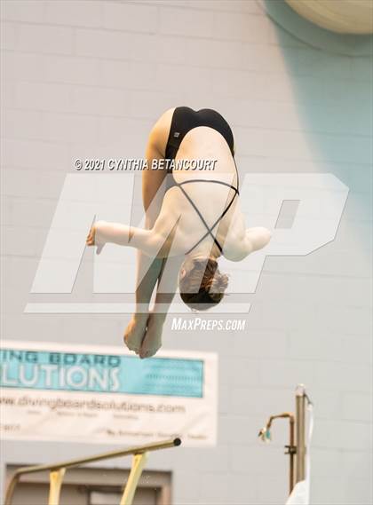 Thumbnail 1 in CHSAA 5A Dive Finals photogallery.
