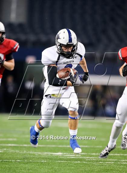 Thumbnail 2 in Navasota vs. Argyle (UIL 4A Division 1 Final) photogallery.