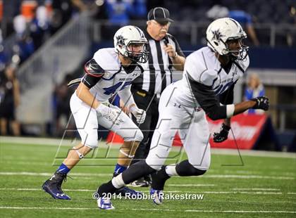 Thumbnail 3 in Navasota vs. Argyle (UIL 4A Division 1 Final) photogallery.
