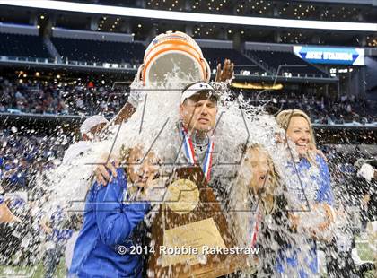 Thumbnail 2 in Navasota vs. Argyle (UIL 4A Division 1 Final) photogallery.