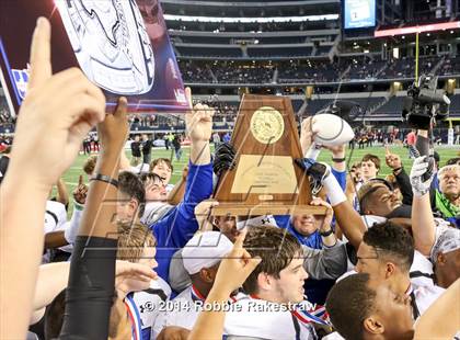 Thumbnail 1 in Navasota vs. Argyle (UIL 4A Division 1 Final) photogallery.