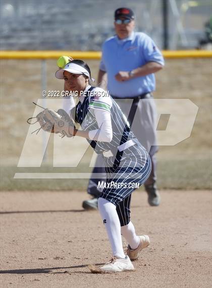 Thumbnail 1 in Maple Mountain @ Ridgeline photogallery.