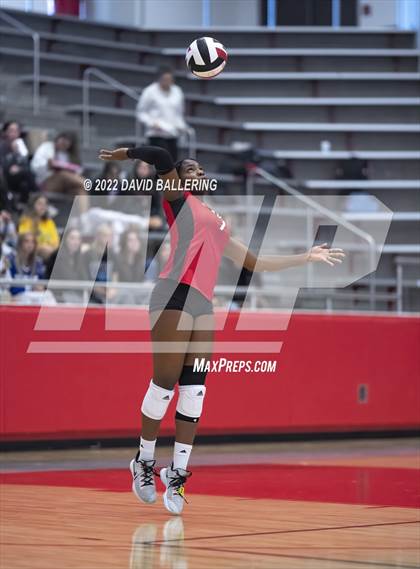 Thumbnail 3 in Hockaday vs. Marcus (Marauder Showcase) photogallery.