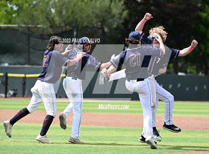 Thumbnail 3 in Rock Canyon vs. Cherokee Trail (CHSAA 5A Semi-Final) photogallery.