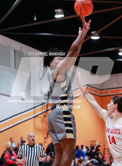 Thumbnail 2 in Taft vs Bishop Montgomery (So Cal Christmas Classic) photogallery.