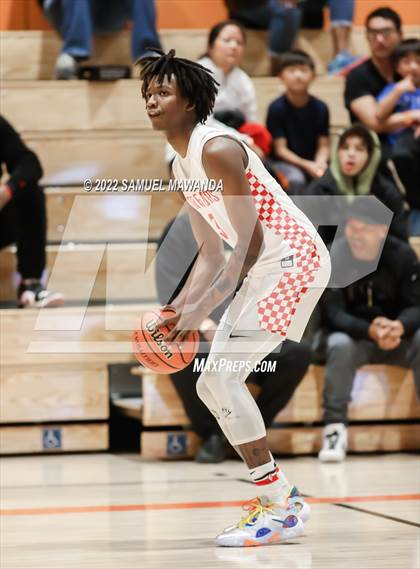 Thumbnail 3 in Taft vs Bishop Montgomery (So Cal Christmas Classic) photogallery.