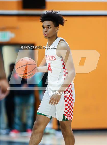 Thumbnail 3 in Taft vs Bishop Montgomery (So Cal Christmas Classic) photogallery.