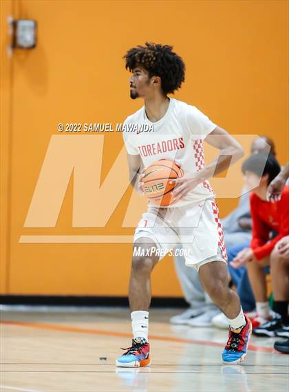 Thumbnail 3 in Taft vs Bishop Montgomery (So Cal Christmas Classic) photogallery.