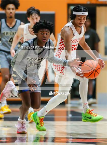 Thumbnail 2 in Taft vs Bishop Montgomery (So Cal Christmas Classic) photogallery.