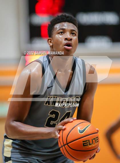 Thumbnail 2 in Taft vs Bishop Montgomery (So Cal Christmas Classic) photogallery.