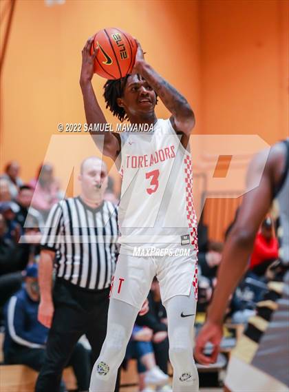 Thumbnail 1 in Taft vs Bishop Montgomery (So Cal Christmas Classic) photogallery.