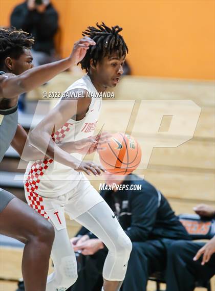 Thumbnail 1 in Taft vs Bishop Montgomery (So Cal Christmas Classic) photogallery.
