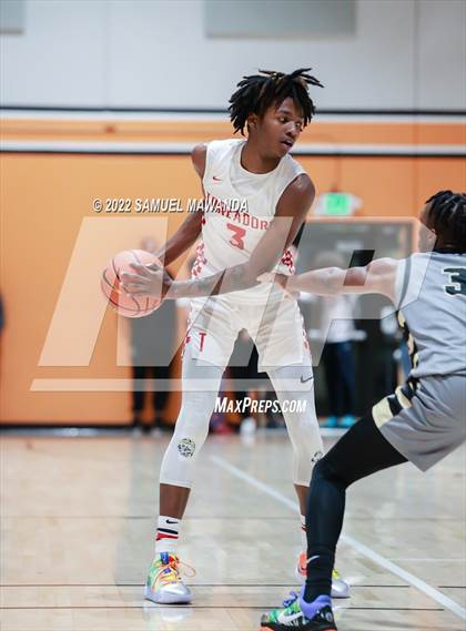 Thumbnail 1 in Taft vs Bishop Montgomery (So Cal Christmas Classic) photogallery.