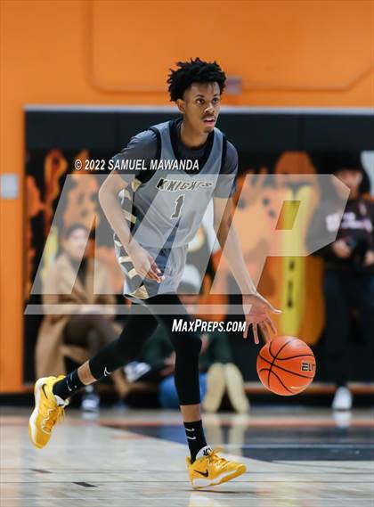 Thumbnail 1 in Taft vs Bishop Montgomery (So Cal Christmas Classic) photogallery.