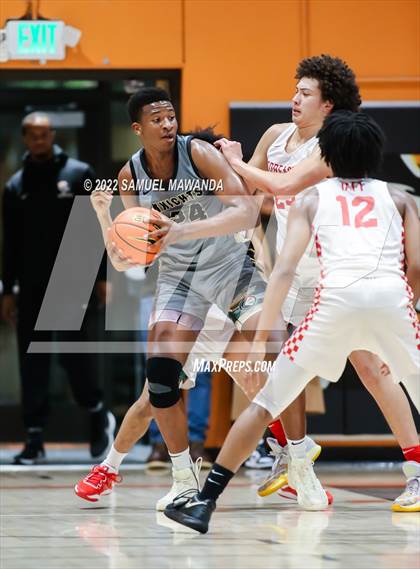 Thumbnail 2 in Taft vs Bishop Montgomery (So Cal Christmas Classic) photogallery.