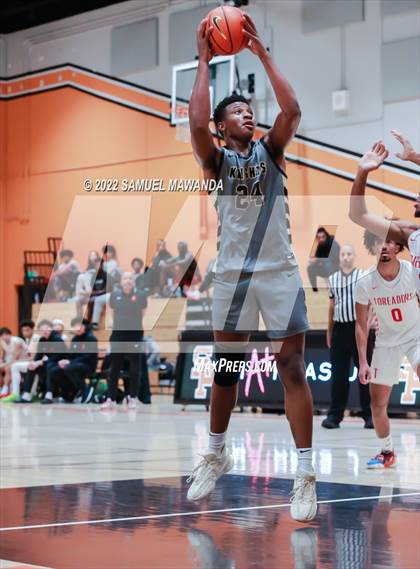 Thumbnail 3 in Taft vs Bishop Montgomery (So Cal Christmas Classic) photogallery.