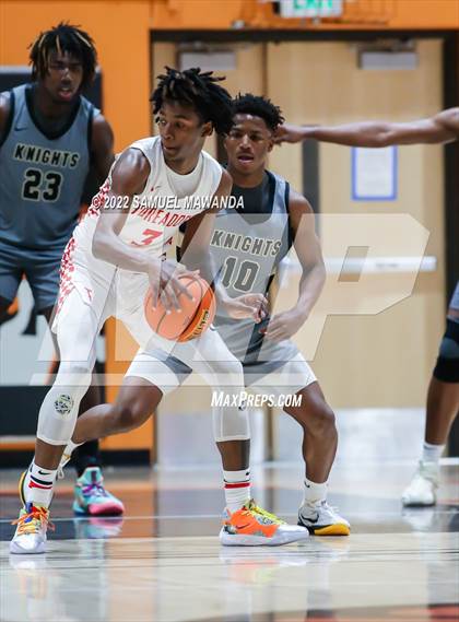 Thumbnail 2 in Taft vs Bishop Montgomery (So Cal Christmas Classic) photogallery.