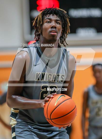 Thumbnail 1 in Taft vs Bishop Montgomery (So Cal Christmas Classic) photogallery.