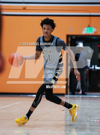 Thumbnail 3 in Taft vs Bishop Montgomery (So Cal Christmas Classic) photogallery.