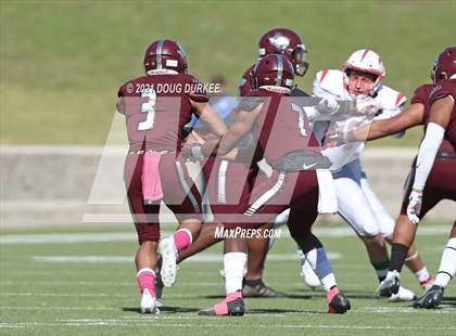 Thumbnail 2 in Heights vs. Memorial (UIL 6A D2 Bi-District Playoff) photogallery.