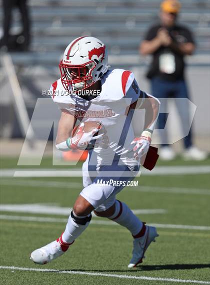 Thumbnail 1 in Heights vs. Memorial (UIL 6A D2 Bi-District Playoff) photogallery.