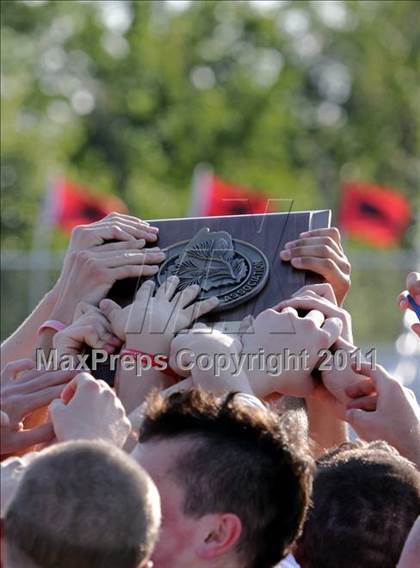 Thumbnail 2 in Scarborough vs.Thornton Academy (MPA Class A West Regional Final) photogallery.